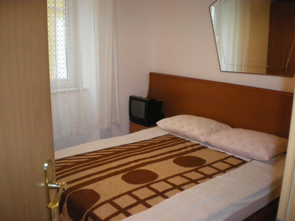 Apartments ไพราน ห้อง รูปภาพ